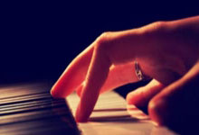 中超：成都蓉城队1-0力克武汉三镇队.